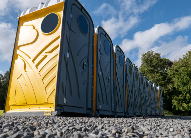 Best VIP or Luxury Restroom Trailers  in Oceanside, CA